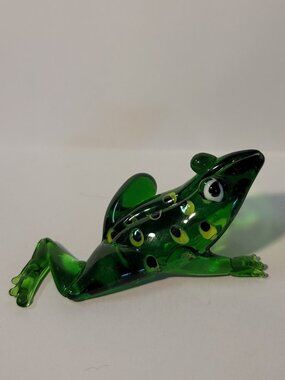 Pier 1 Art Glass Green Spotted Frog Figurine